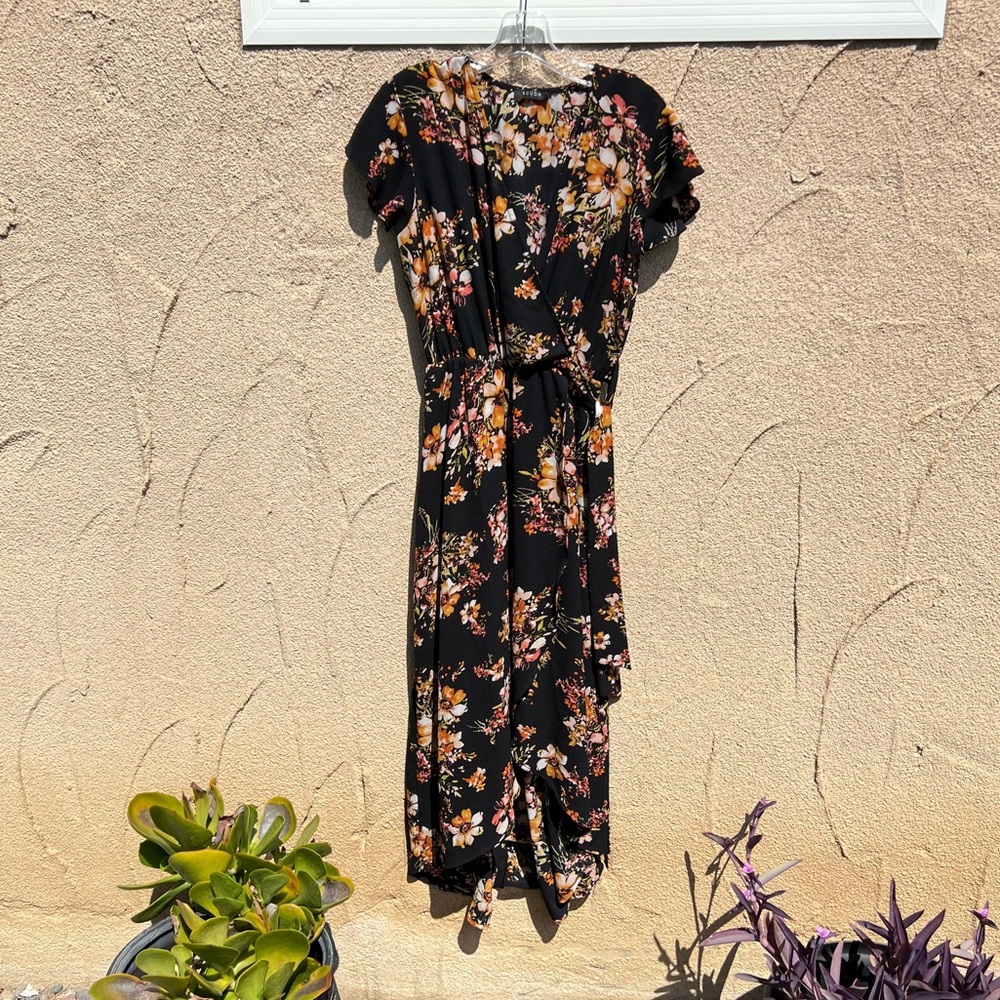 Floral Wrap Dress - black and Peach